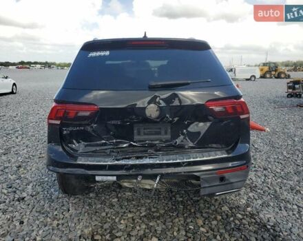 Черный Фольксваген Тигуан, объемом двигателя 2 л и пробегом 138 тыс. км за 12490 $, фото 5 на Automoto.ua