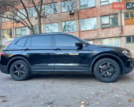 Черный Фольксваген Тигуан, объемом двигателя 1.98 л и пробегом 89 тыс. км за 18500 $, фото 40 на Automoto.ua