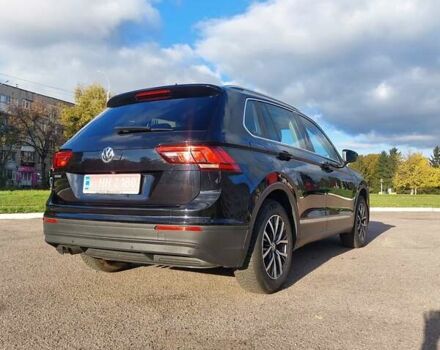 Черный Фольксваген Тигуан, объемом двигателя 1.98 л и пробегом 196 тыс. км за 21700 $, фото 70 на Automoto.ua