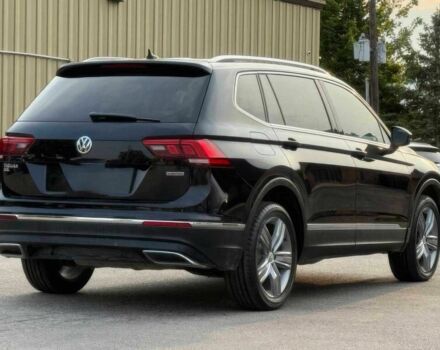 Черный Фольксваген Тигуан, объемом двигателя 2 л и пробегом 33 тыс. км за 8800 $, фото 5 на Automoto.ua