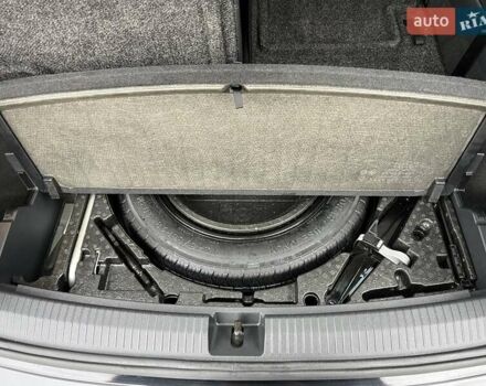 Чорний Фольксваген Тігуан, об'ємом двигуна 2 л та пробігом 124 тис. км за 19500 $, фото 49 на Automoto.ua