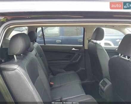 Чорний Фольксваген Тігуан, об'ємом двигуна 2 л та пробігом 187 тис. км за 16000 $, фото 11 на Automoto.ua