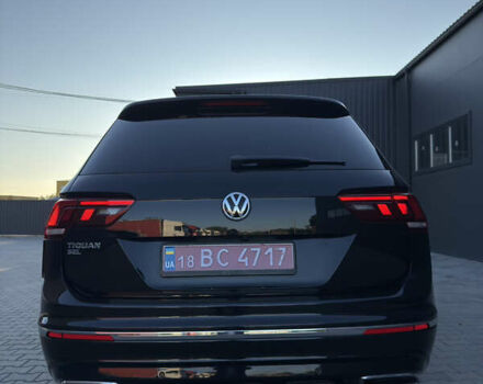 Черный Фольксваген Тигуан, объемом двигателя 2 л и пробегом 231 тыс. км за 16300 $, фото 7 на Automoto.ua