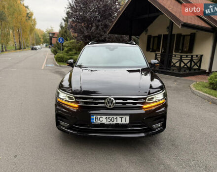 Фольксваген Тигуан 2019 в Киеве на Automoto.ua Черный Фольксваген Тигуан, объемом двигателя 2 л и пробегом 120 тыс. км за 32799 $, фото 2 на Automoto.ua