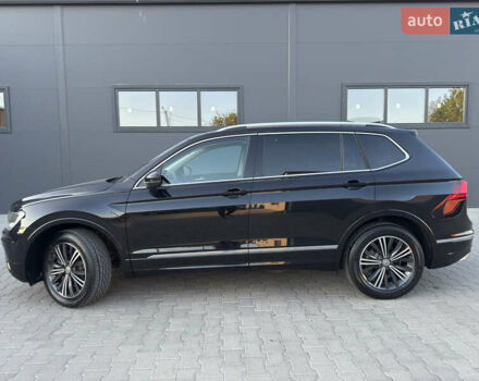 Черный Фольксваген Тигуан, объемом двигателя 2 л и пробегом 231 тыс. км за 16300 $, фото 39 на Automoto.ua