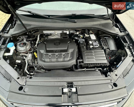 Черный Фольксваген Тигуан, объемом двигателя 2 л и пробегом 43 тыс. км за 19650 $, фото 30 на Automoto.ua