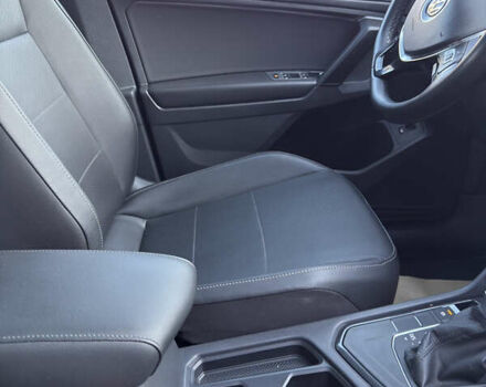 Черный Фольксваген Тигуан, объемом двигателя 2 л и пробегом 231 тыс. км за 16300 $, фото 27 на Automoto.ua