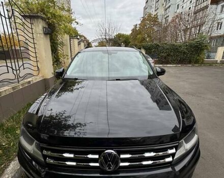 Чорний Фольксваген Тігуан, об'ємом двигуна 1.98 л та пробігом 199 тис. км за 17100 $, фото 1 на Automoto.ua