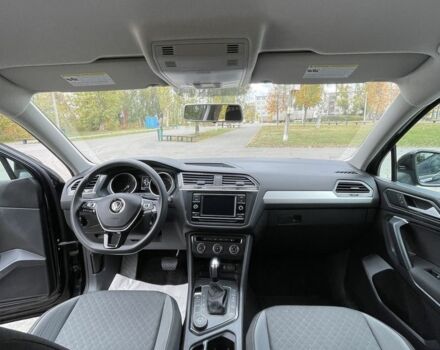 Черный Фольксваген Тигуан, объемом двигателя 2 л и пробегом 129 тыс. км за 19000 $, фото 18 на Automoto.ua