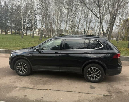 Чорний Фольксваген Тігуан, об'ємом двигуна 2 л та пробігом 159 тис. км за 19000 $, фото 6 на Automoto.ua