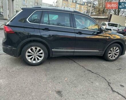 Чорний Фольксваген Тігуан, об'ємом двигуна 1.98 л та пробігом 190 тис. км за 20500 $, фото 4 на Automoto.ua