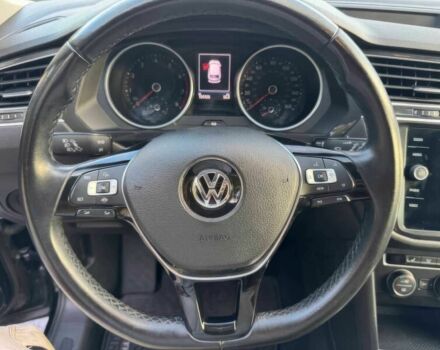 Черный Фольксваген Тигуан, объемом двигателя 2 л и пробегом 43 тыс. км за 11400 $, фото 10 на Automoto.ua