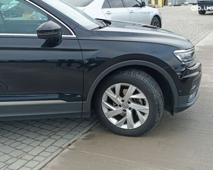 Черный Фольксваген Тигуан, объемом двигателя 2 л и пробегом 190 тыс. км за 23200 $, фото 10 на Automoto.ua