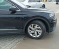 Черный Фольксваген Тигуан, объемом двигателя 2 л и пробегом 190 тыс. км за 23200 $, фото 10 на Automoto.ua