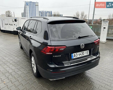 Чорний Фольксваген Тігуан, об'ємом двигуна 1.98 л та пробігом 175 тис. км за 14750 $, фото 11 на Automoto.ua