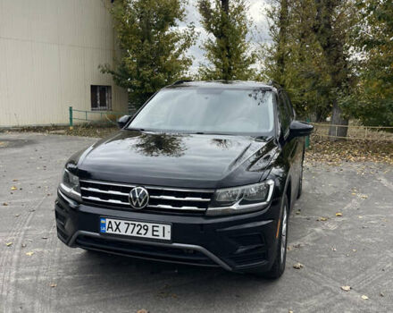 Черный Фольксваген Тигуан, объемом двигателя 1.98 л и пробегом 129 тыс. км за 18500 $, фото 16 на Automoto.ua