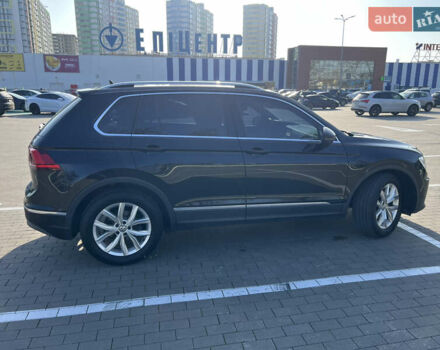 Черный Фольксваген Тигуан, объемом двигателя 2 л и пробегом 67 тыс. км за 26500 $, фото 7 на Automoto.ua