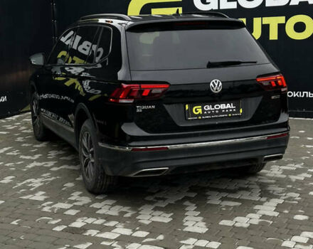 Черный Фольксваген Тигуан, объемом двигателя 1.98 л и пробегом 40 тыс. км за 21500 $, фото 19 на Automoto.ua