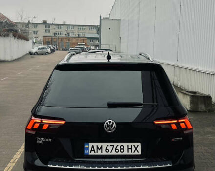 Чорний Фольксваген Тігуан, об'ємом двигуна 1.98 л та пробігом 101 тис. км за 19600 $, фото 7 на Automoto.ua