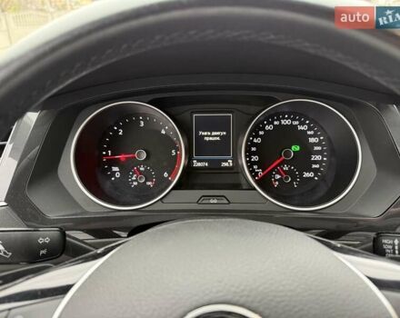 Чорний Фольксваген Тігуан, об'ємом двигуна 2 л та пробігом 228 тис. км за 26900 $, фото 35 на Automoto.ua