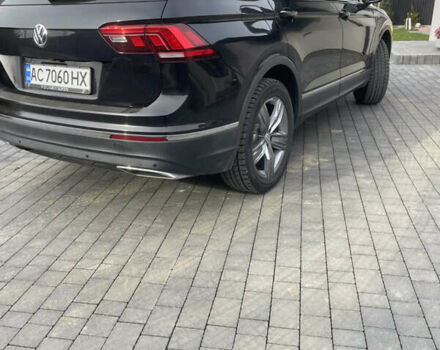 Черный Фольксваген Тигуан, объемом двигателя 1.98 л и пробегом 96 тыс. км за 25900 $, фото 5 на Automoto.ua