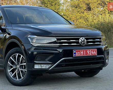 Черный Фольксваген Тигуан, объемом двигателя 2 л и пробегом 170 тыс. км за 18799 $, фото 19 на Automoto.ua
