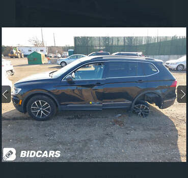 Чорний Фольксваген Тігуан, об'ємом двигуна 1.98 л та пробігом 130 тис. км за 21500 $, фото 22 на Automoto.ua