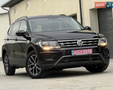 Черный Фольксваген Тигуан, объемом двигателя 1.98 л и пробегом 70 тыс. км за 17900 $, фото 1 на Automoto.ua