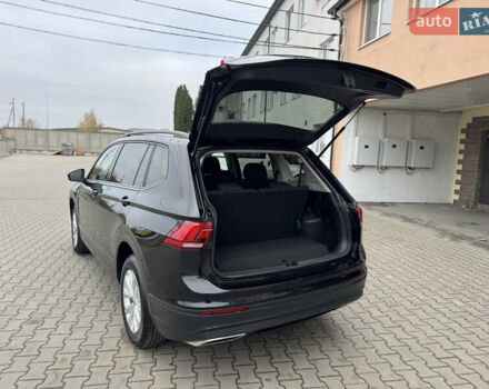 Чорний Фольксваген Тігуан, об'ємом двигуна 2 л та пробігом 232 тис. км за 14200 $, фото 36 на Automoto.ua