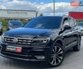 Черный Фольксваген Тигуан, объемом двигателя 2 л и пробегом 53 тыс. км за 24590 $, фото 1 на Automoto.ua