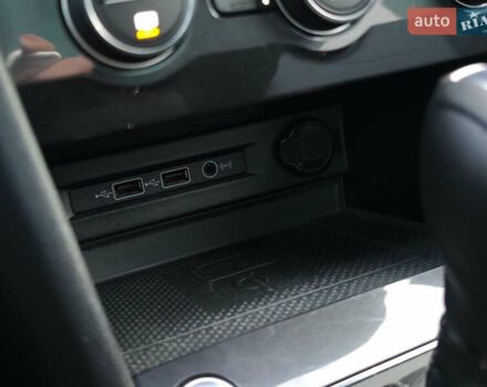 Черный Фольксваген Тигуан, объемом двигателя 2 л и пробегом 177 тыс. км за 32999 $, фото 51 на Automoto.ua