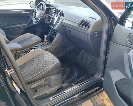 Черный Фольксваген Тигуан, объемом двигателя 1.97 л и пробегом 148 тыс. км за 35900 $, фото 31 на Automoto.ua