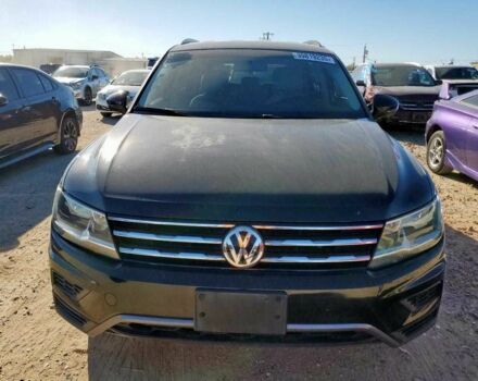 Черный Фольксваген Тигуан, объемом двигателя 0 л и пробегом 88 тыс. км за 4500 $, фото 4 на Automoto.ua