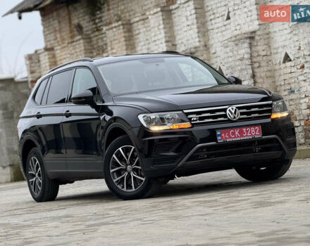 Черный Фольксваген Тигуан, объемом двигателя 1.98 л и пробегом 70 тыс. км за 17400 $, фото 9 на Automoto.ua