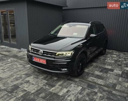 Черный Фольксваген Тигуан, объемом двигателя 2 л и пробегом 199 тыс. км за 31000 $, фото 40 на Automoto.ua