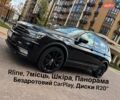 Черный Фольксваген Тигуан, объемом двигателя 2 л и пробегом 93 тыс. км за 23000 $, фото 1 на Automoto.ua