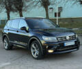 Черный Фольксваген Тигуан, объемом двигателя 1.98 л и пробегом 70 тыс. км за 27999 $, фото 1 на Automoto.ua
