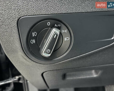 Черный Фольксваген Тигуан, объемом двигателя 2 л и пробегом 227 тыс. км за 24100 $, фото 30 на Automoto.ua