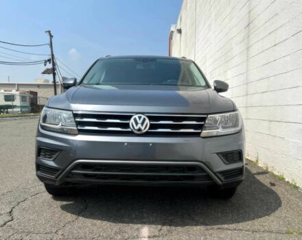 Черный Фольксваген Тигуан, объемом двигателя 2 л и пробегом 41 тыс. км за 4950 $, фото 1 на Automoto.ua