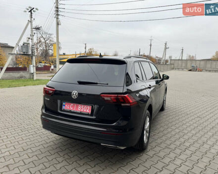 Чорний Фольксваген Тігуан, об'ємом двигуна 2 л та пробігом 232 тис. км за 14200 $, фото 15 на Automoto.ua