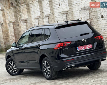 Черный Фольксваген Тигуан, объемом двигателя 1.98 л и пробегом 70 тыс. км за 17400 $, фото 20 на Automoto.ua