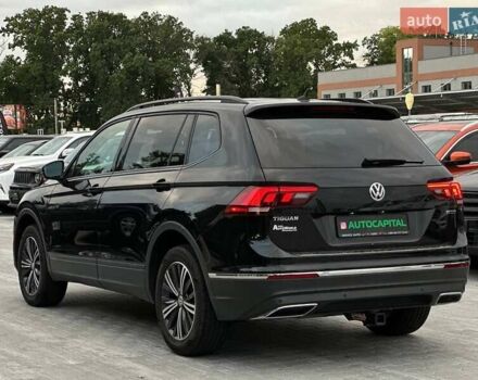 Черный Фольксваген Тигуан, объемом двигателя 2 л и пробегом 81 тыс. км за 19990 $, фото 6 на Automoto.ua