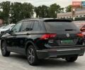 Черный Фольксваген Тигуан, объемом двигателя 2 л и пробегом 81 тыс. км за 19990 $, фото 6 на Automoto.ua