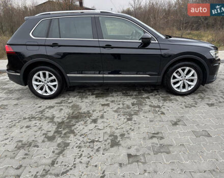 Черный Фольксваген Тигуан, объемом двигателя 2 л и пробегом 227 тыс. км за 24100 $, фото 13 на Automoto.ua