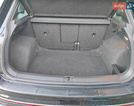 Черный Фольксваген Тигуан, объемом двигателя 1.97 л и пробегом 148 тыс. км за 35900 $, фото 32 на Automoto.ua