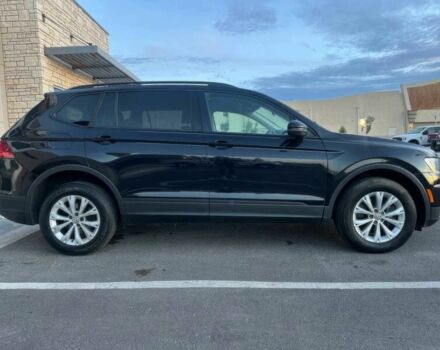 Черный Фольксваген Тигуан, объемом двигателя 2 л и пробегом 39 тыс. км за 8900 $, фото 2 на Automoto.ua