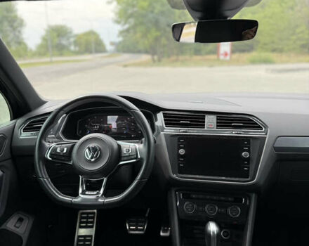 Черный Фольксваген Тигуан, объемом двигателя 1.97 л и пробегом 110 тыс. км за 33500 $, фото 7 на Automoto.ua