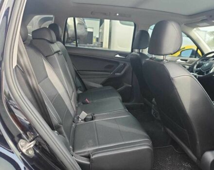 Чорний Фольксваген Тігуан, об'ємом двигуна 2 л та пробігом 80 тис. км за 4000 $, фото 10 на Automoto.ua