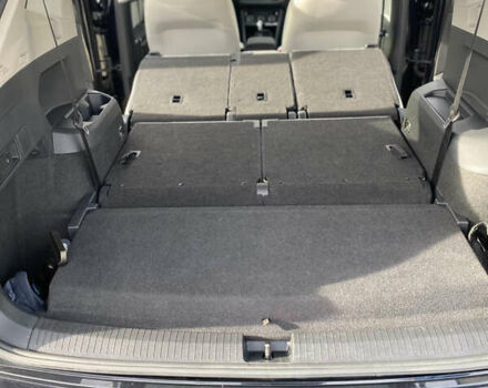 Черный Фольксваген Тигуан, объемом двигателя 2 л и пробегом 153 тыс. км за 17200 $, фото 3 на Automoto.ua