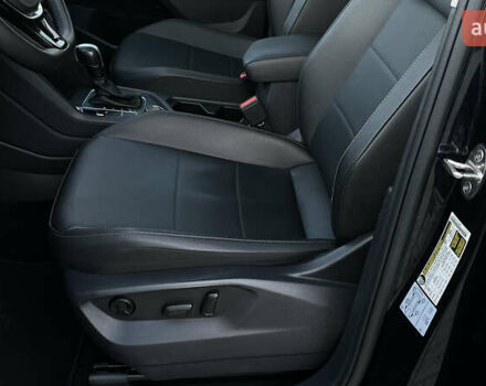 Черный Фольксваген Тигуан, объемом двигателя 2 л и пробегом 170 тыс. км за 18799 $, фото 58 на Automoto.ua